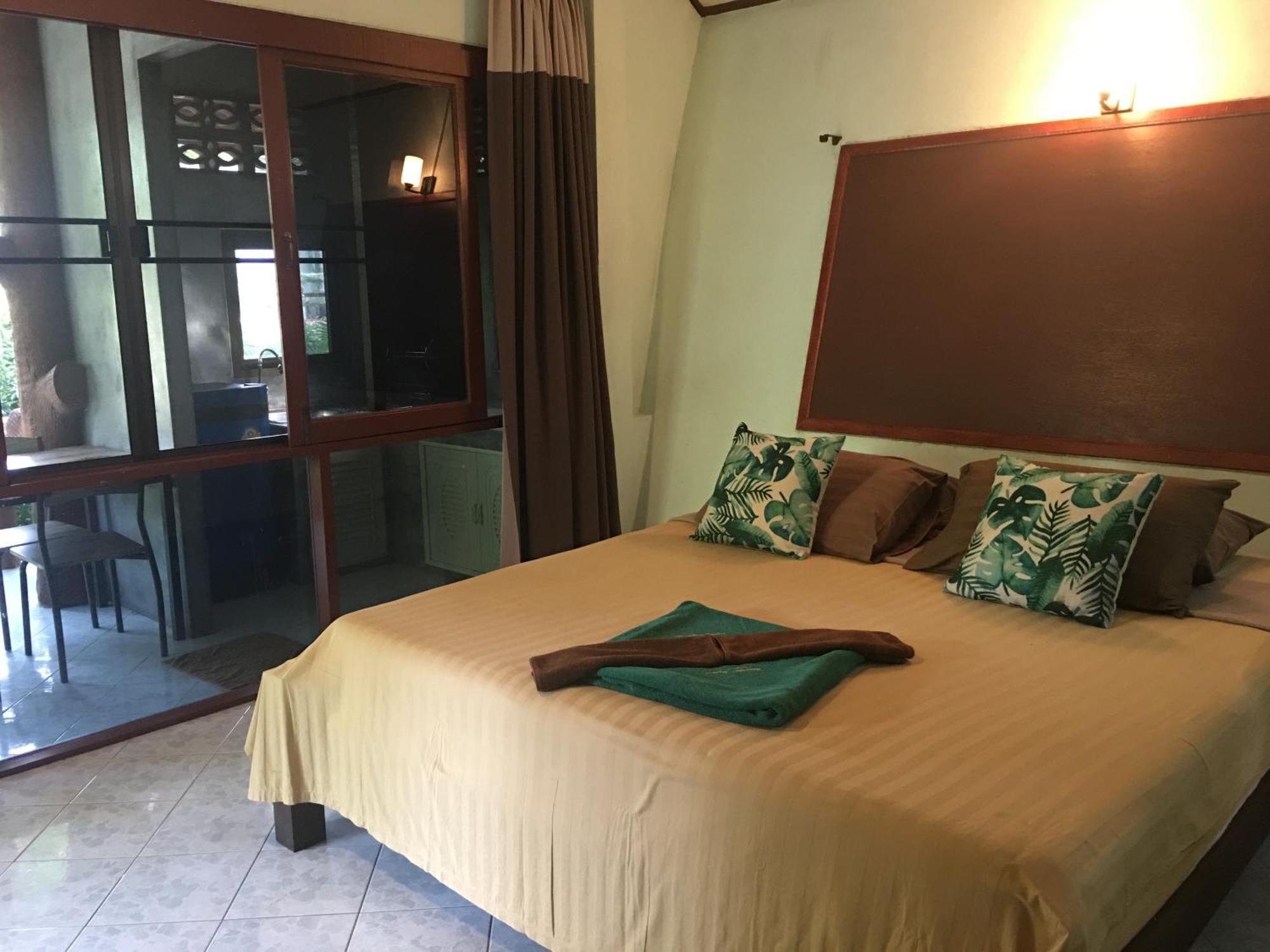 Poseidon Resort Ko Tao Luaran gambar